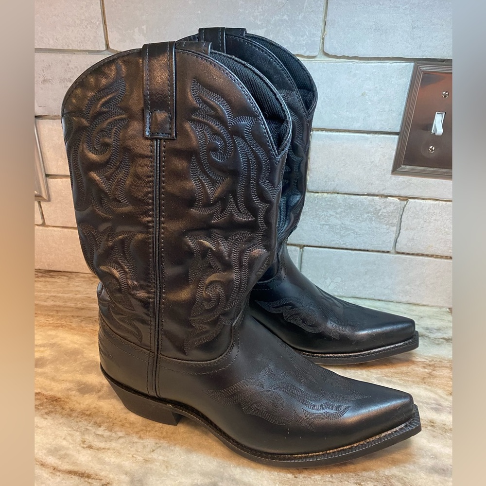Laredo cowboy boots